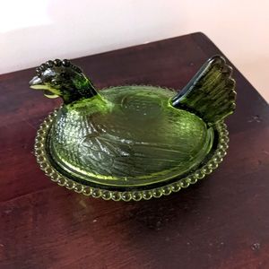 Indiana Green Glass - Nesting Hen